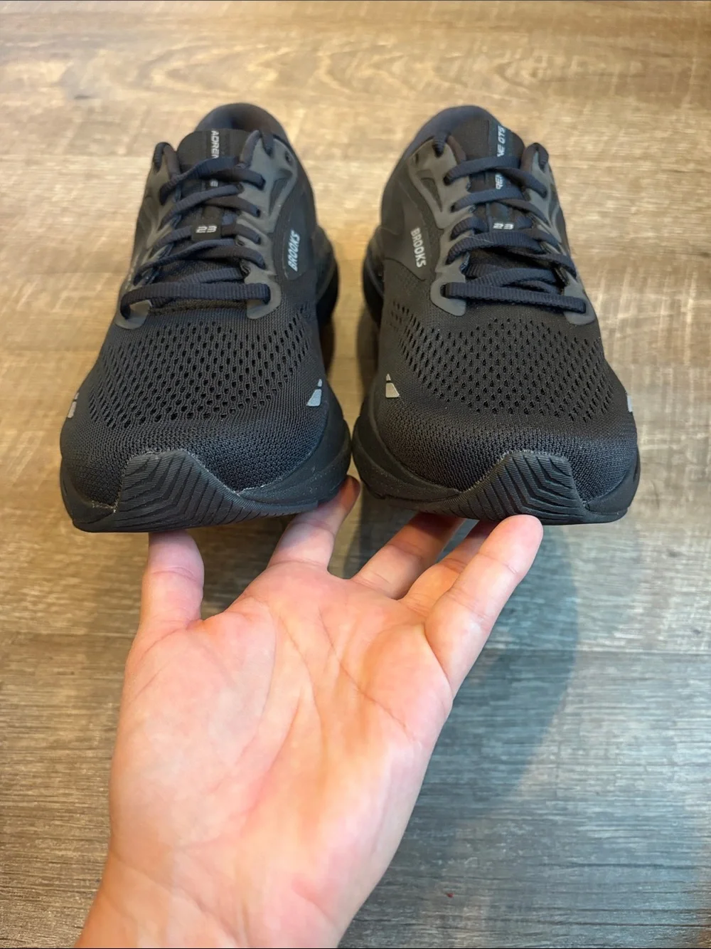 Brooks Adrenaline GTS 23 Running Shoes Women’s 11.5W WIDE Black